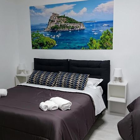 Il Salotto Di Chiaia Hotel เนเปิลส์ ภายนอก รูปภาพ